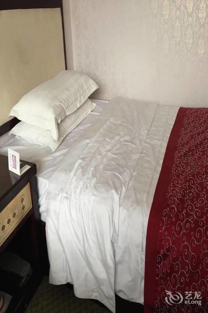 Landmark Otel Kunming Dış mekan fotoğraf