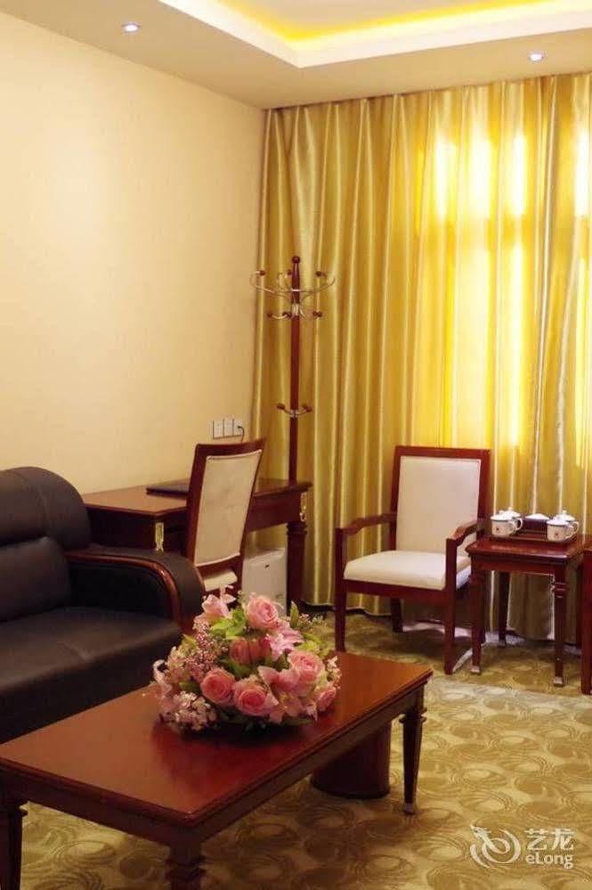 Landmark Otel Kunming Dış mekan fotoğraf