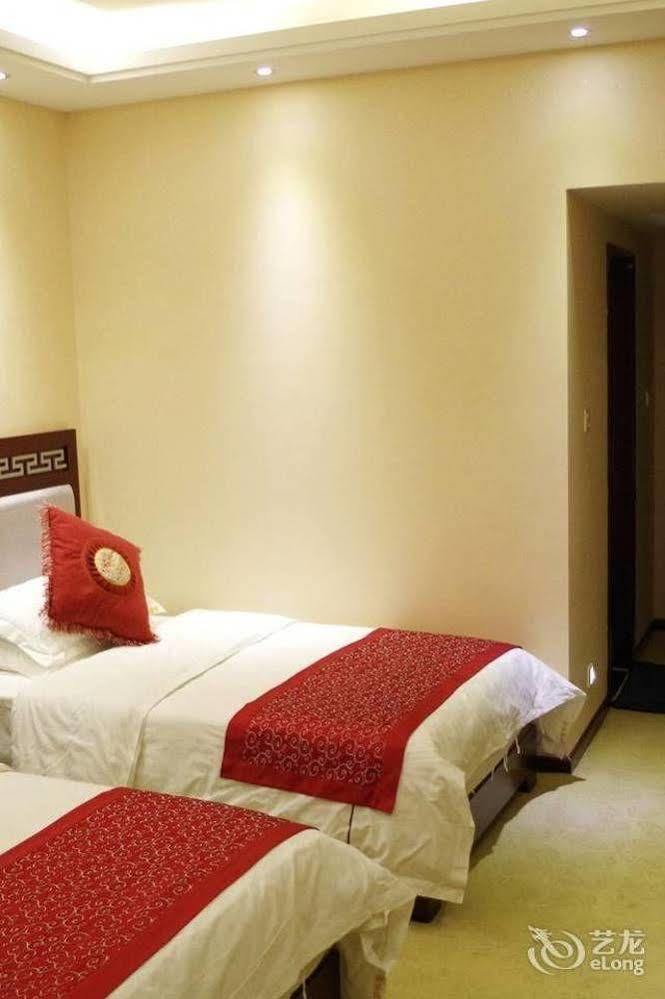 Landmark Otel Kunming Dış mekan fotoğraf