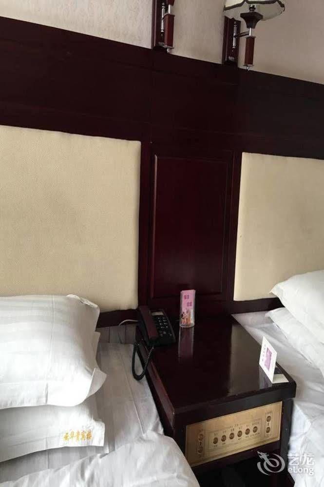 Landmark Otel Kunming Dış mekan fotoğraf