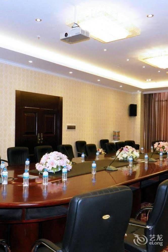 Landmark Otel Kunming Dış mekan fotoğraf